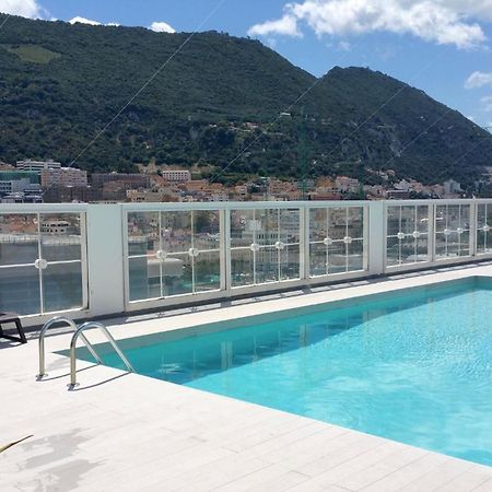 New With Ac Central Suites With Pool Access And Squash Courts! Sleeps Family Or 4 Guests Gibraltár Kültér fotó